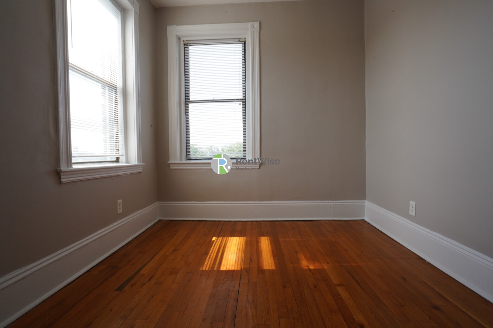 56 Gardner St, Allston