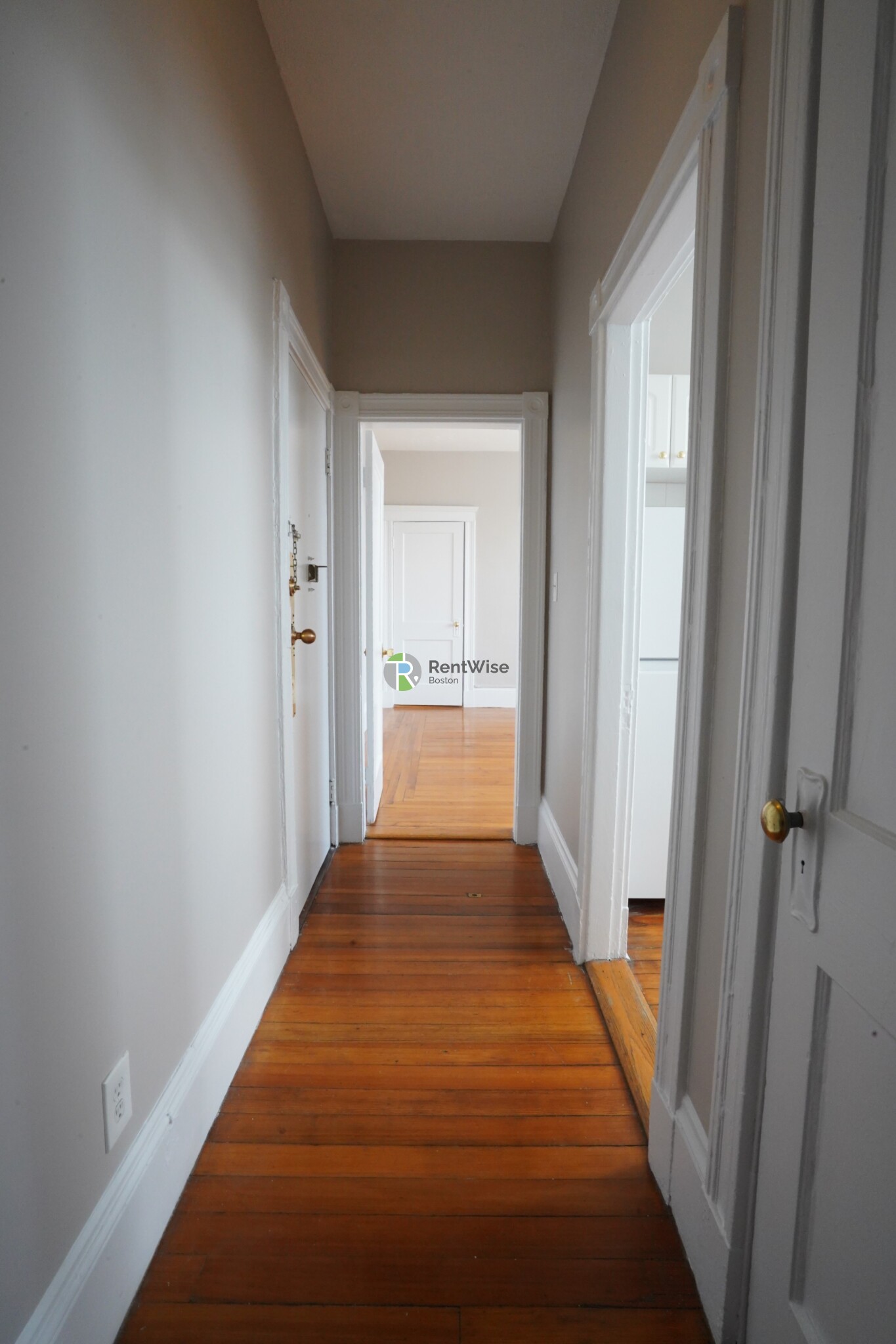 56 Gardner St, Allston