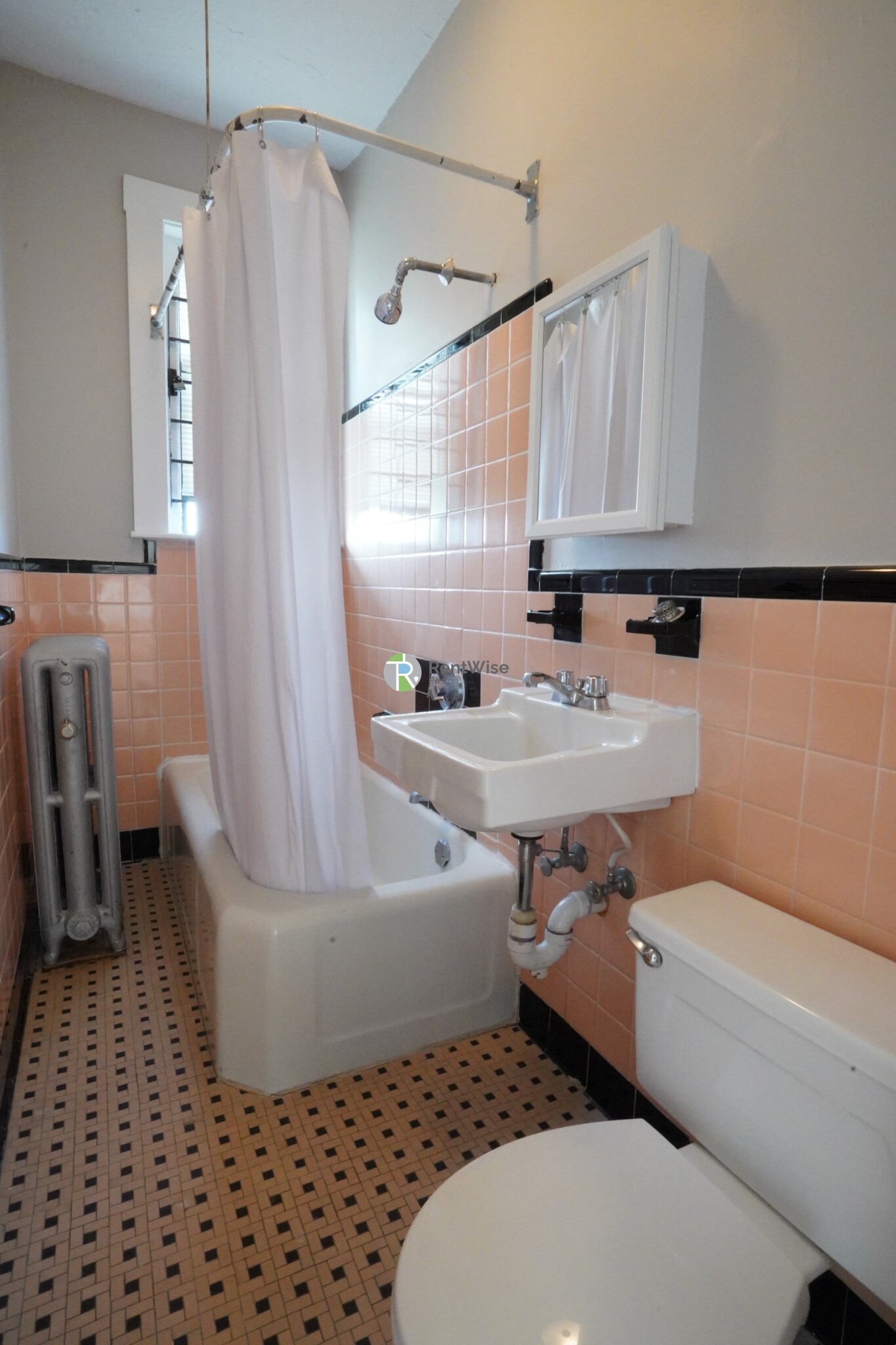 56 Gardner St, Allston