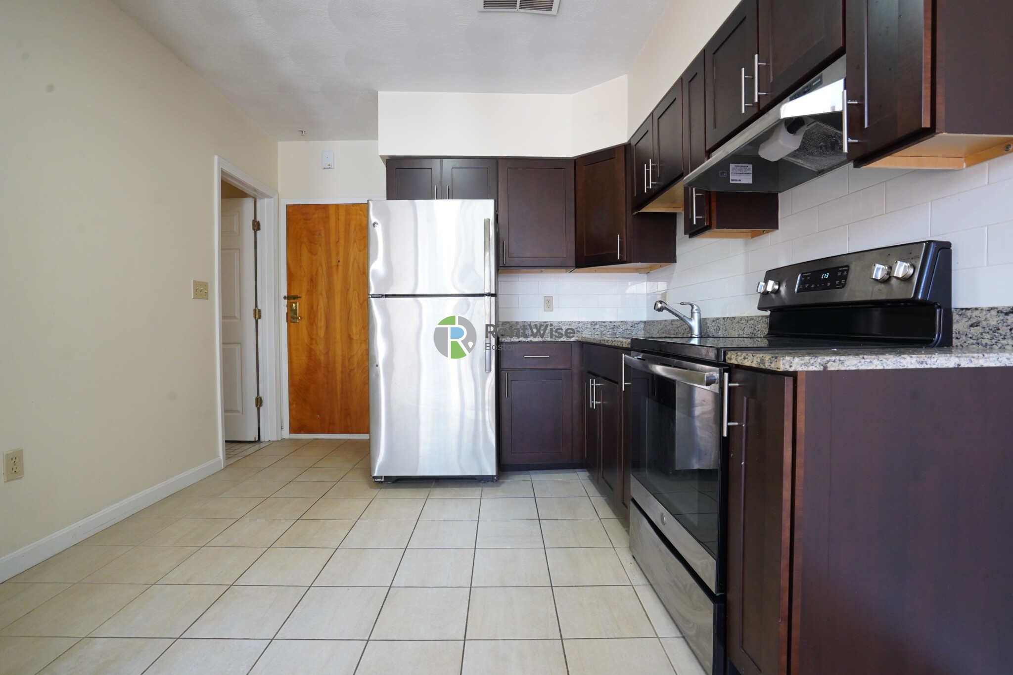 81 Essex St, Chinatown