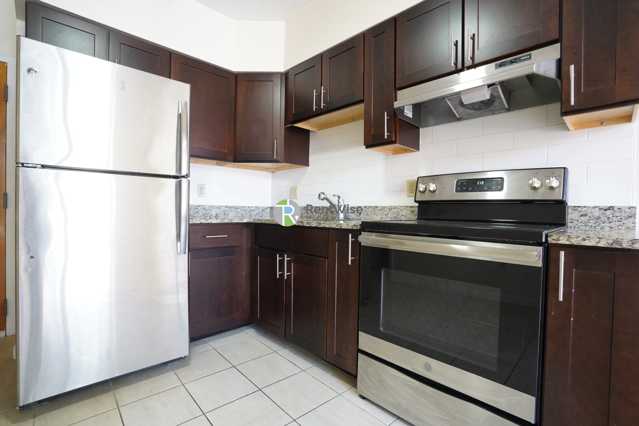 81 Essex St, Chinatown