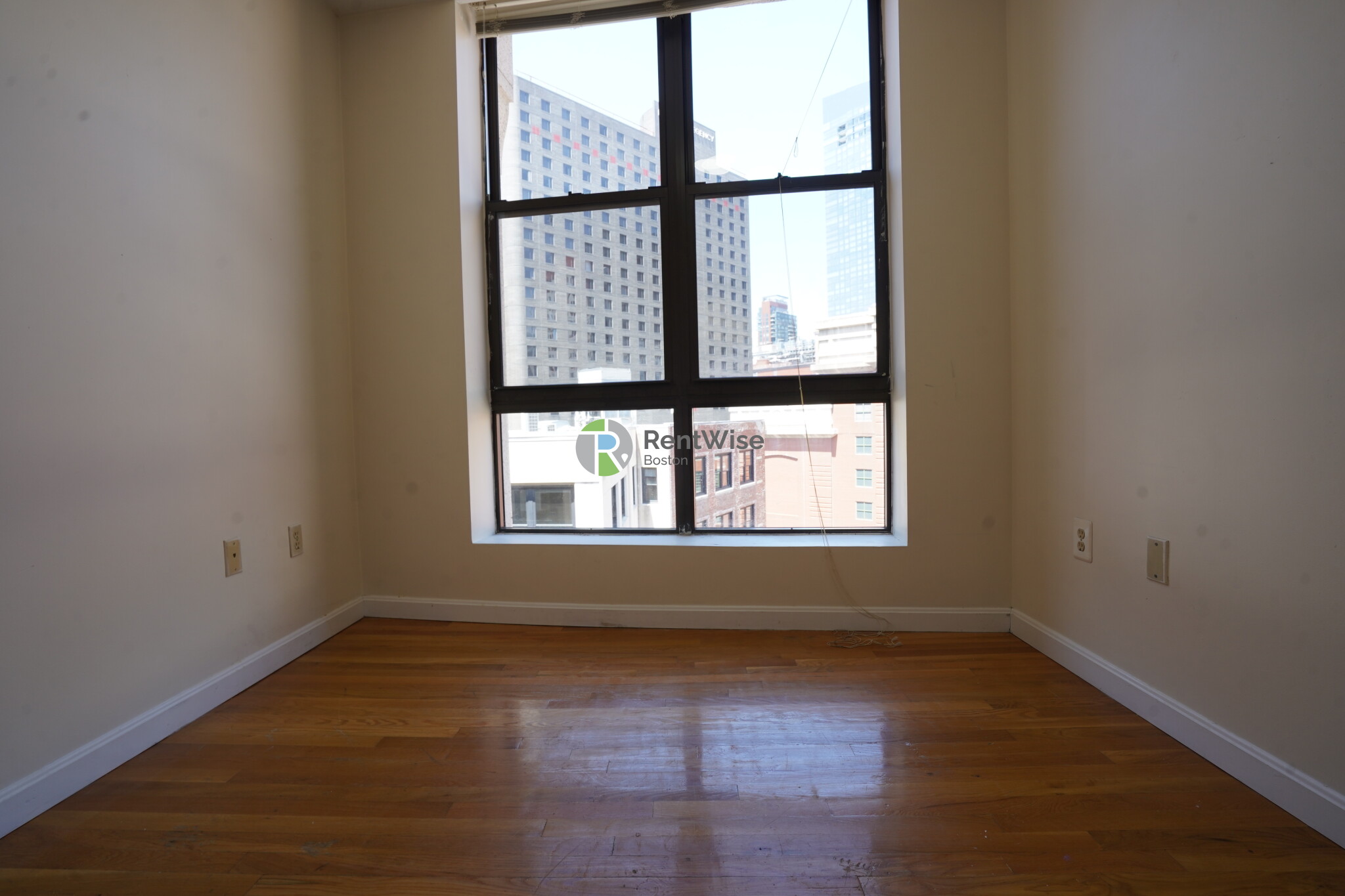 81 Essex St, Chinatown