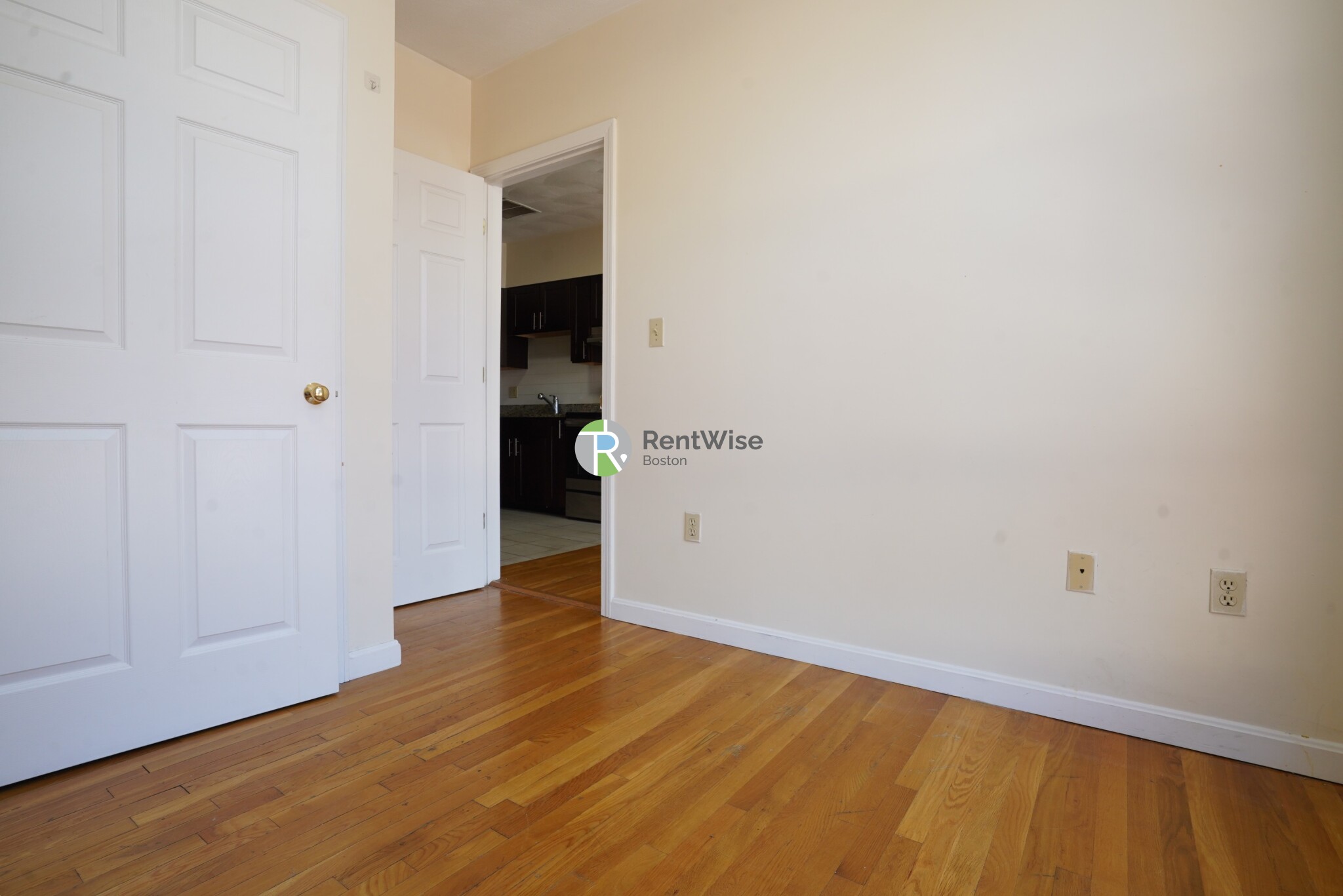 81 Essex St, Chinatown