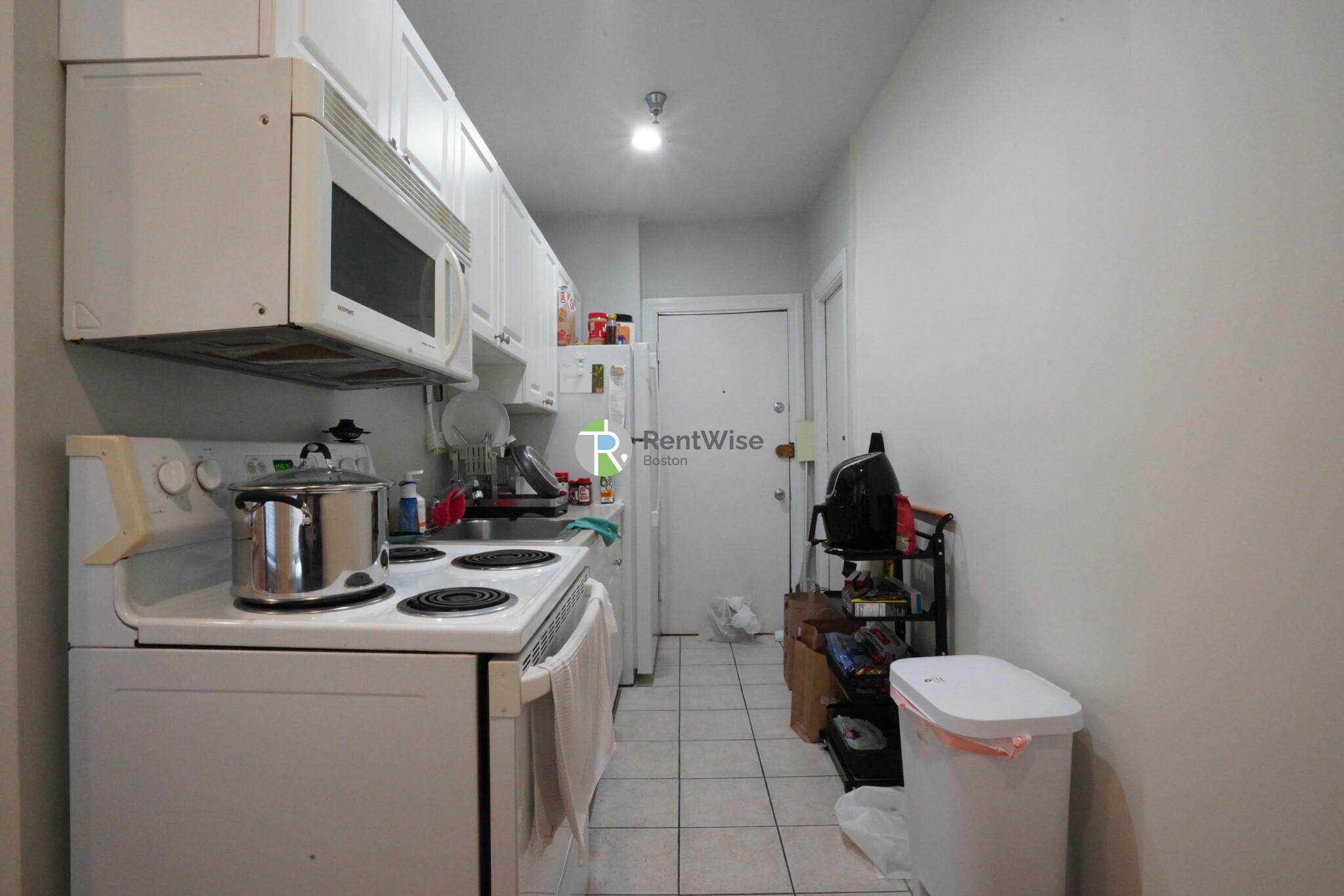 60 Queensberry St, Fenway