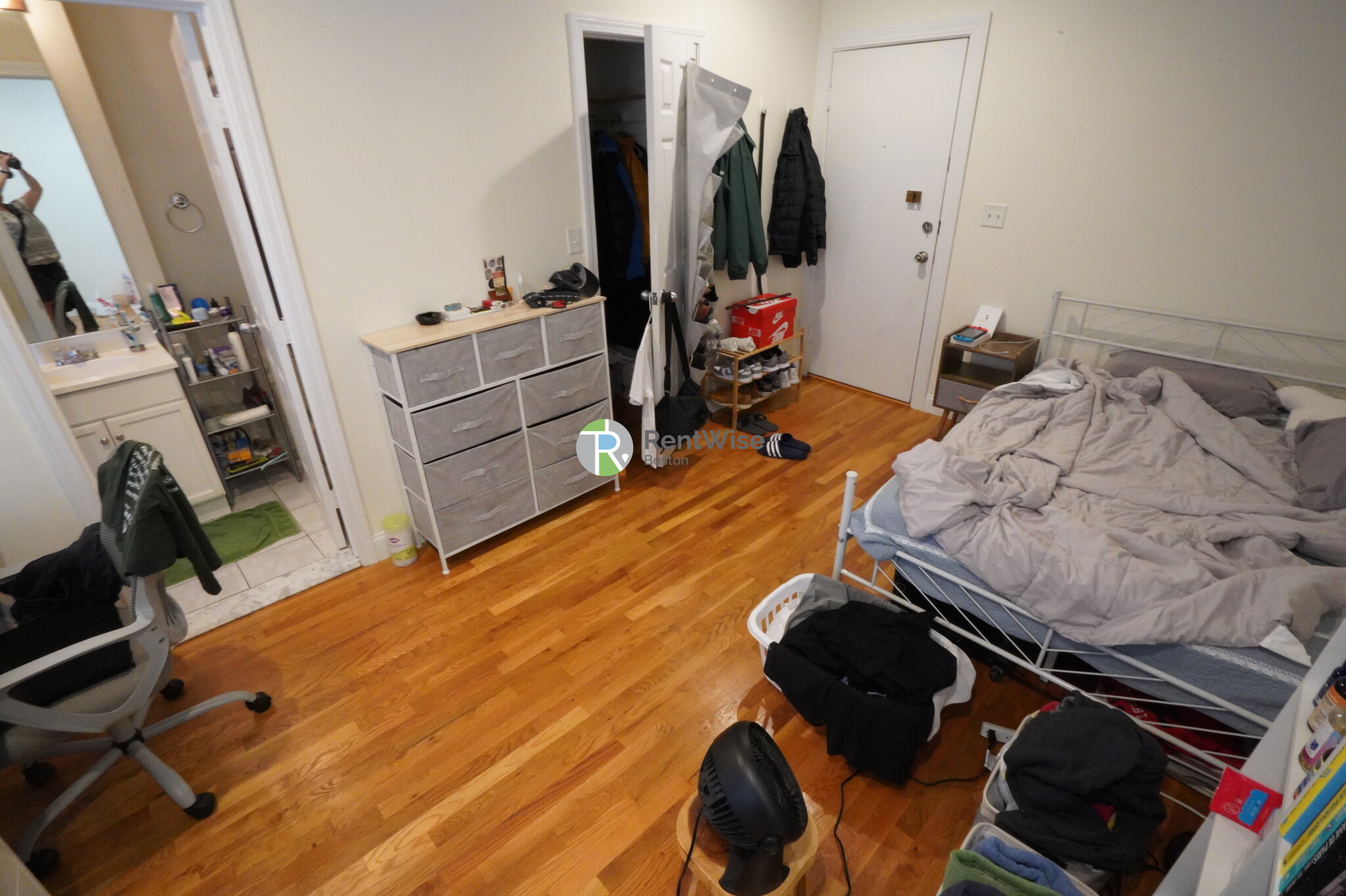 60 Queensberry St, Fenway