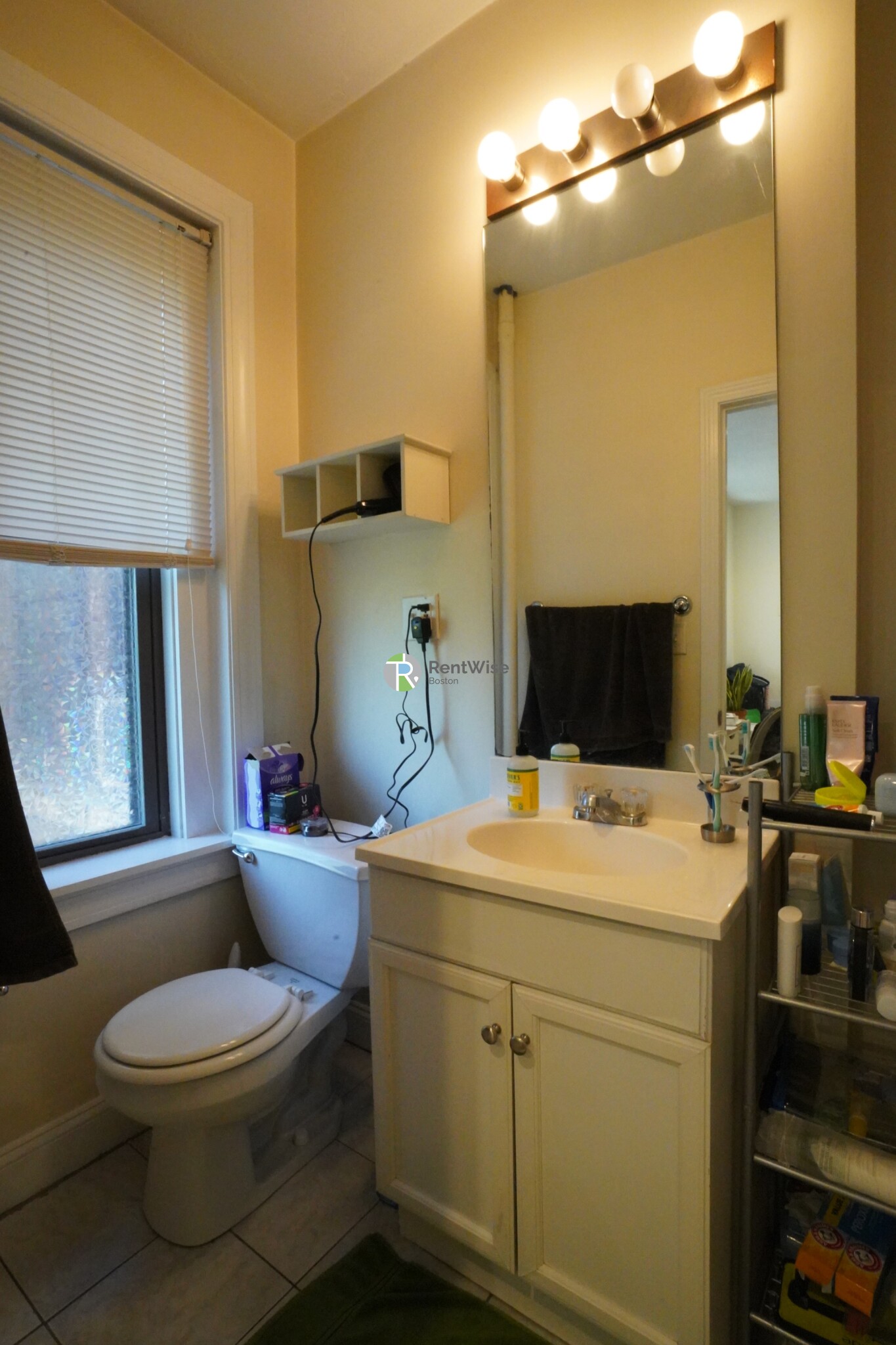 60 Queensberry St, Fenway