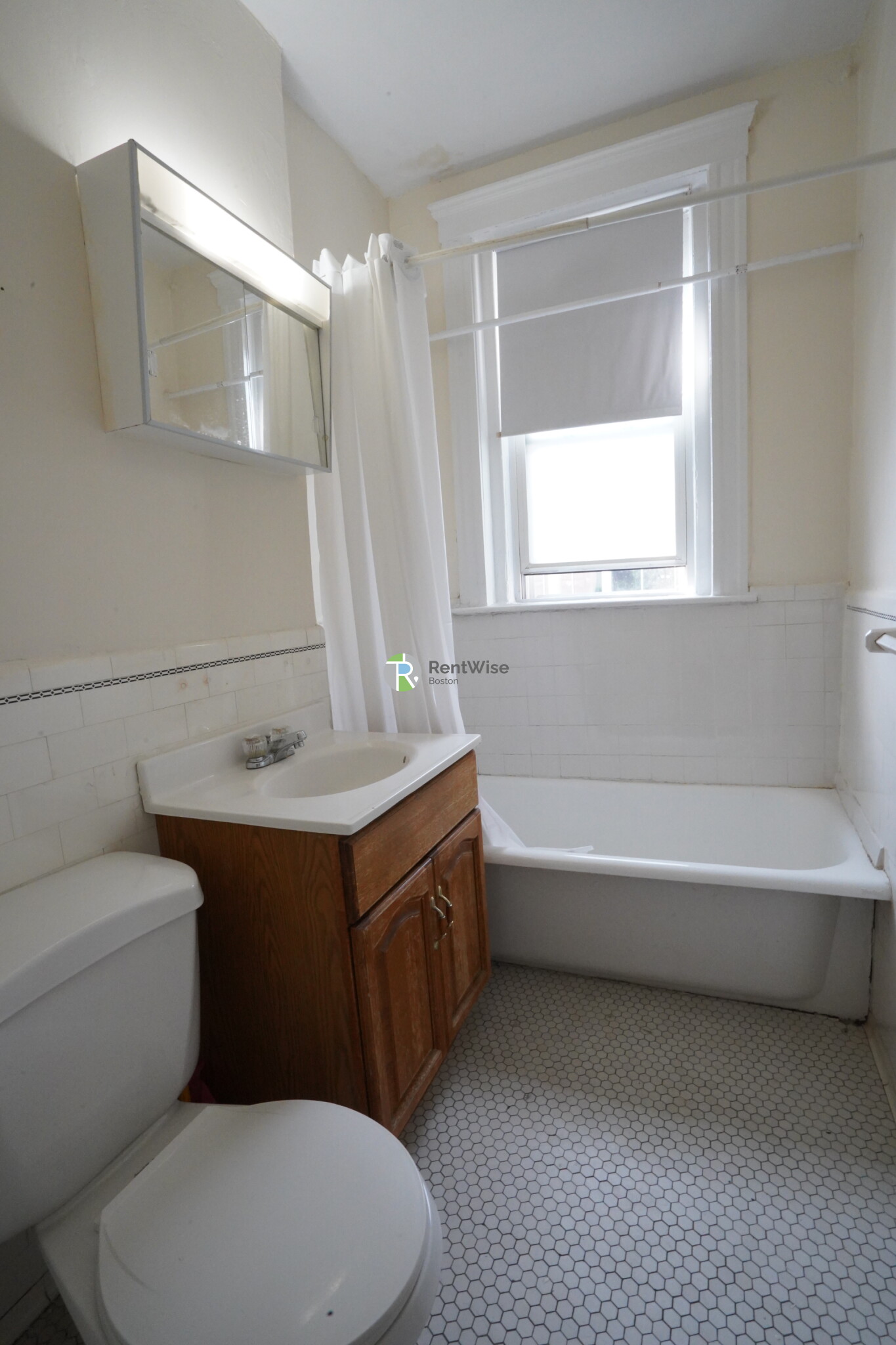 135 Washington St, Brighton