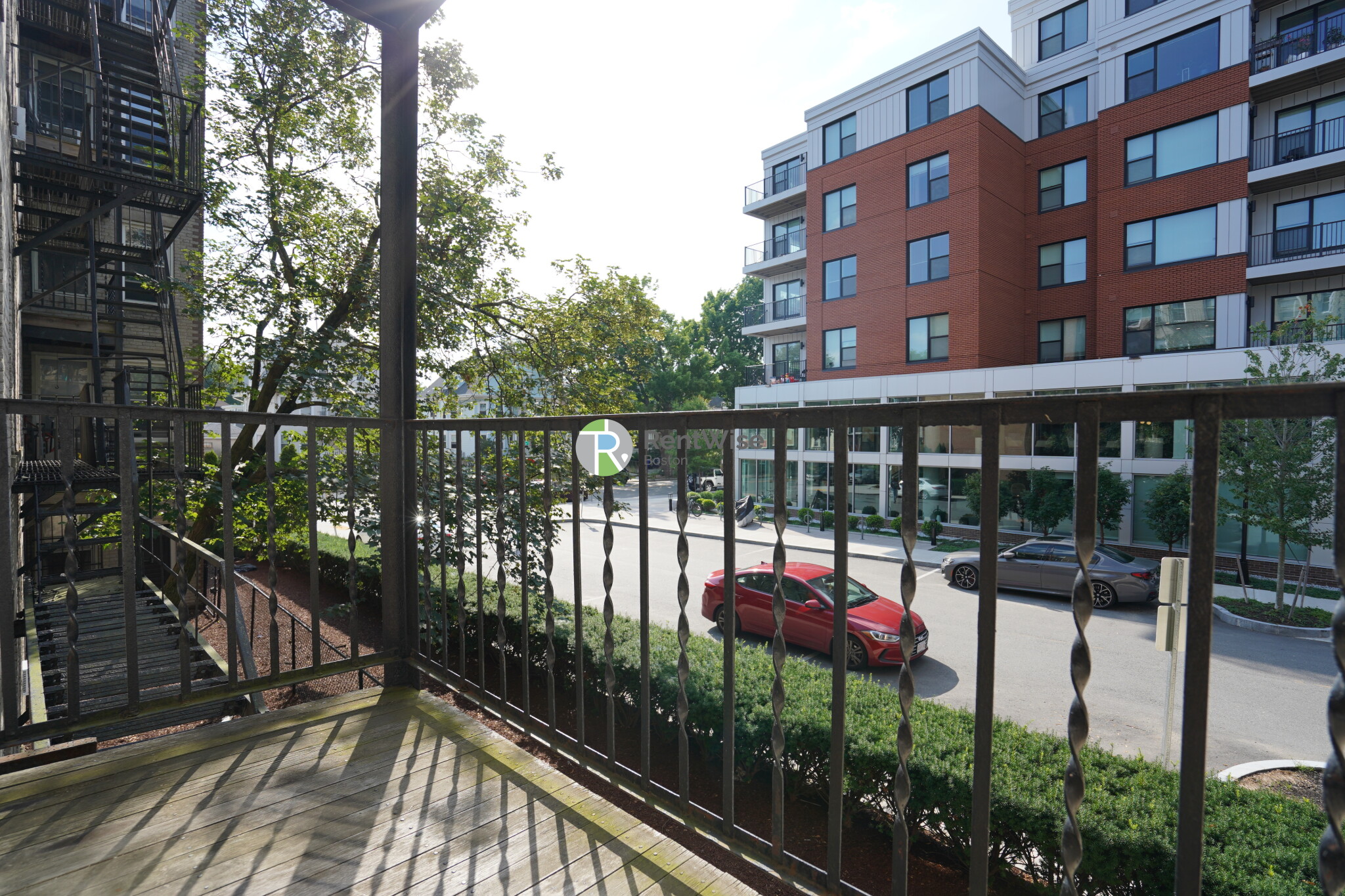 135 Washington St, Brighton