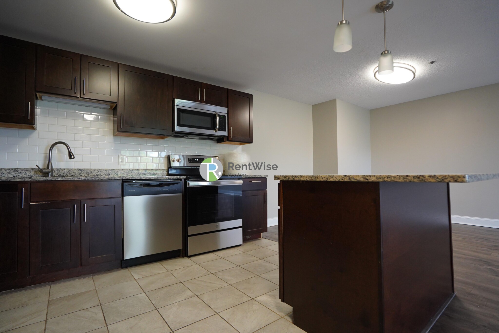 1111 Beacon St, Longwood