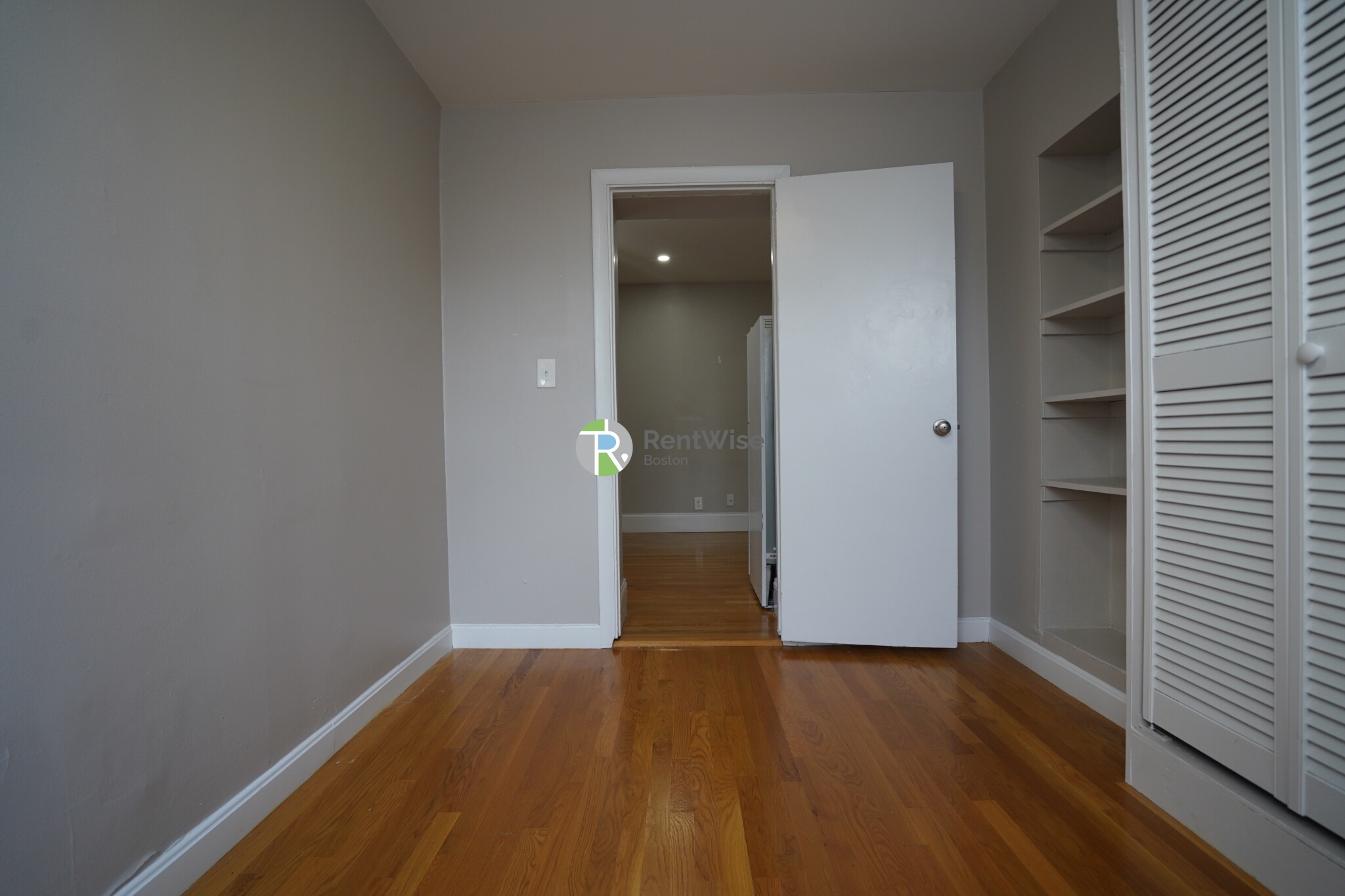 50 Park Vale Ave, Allston