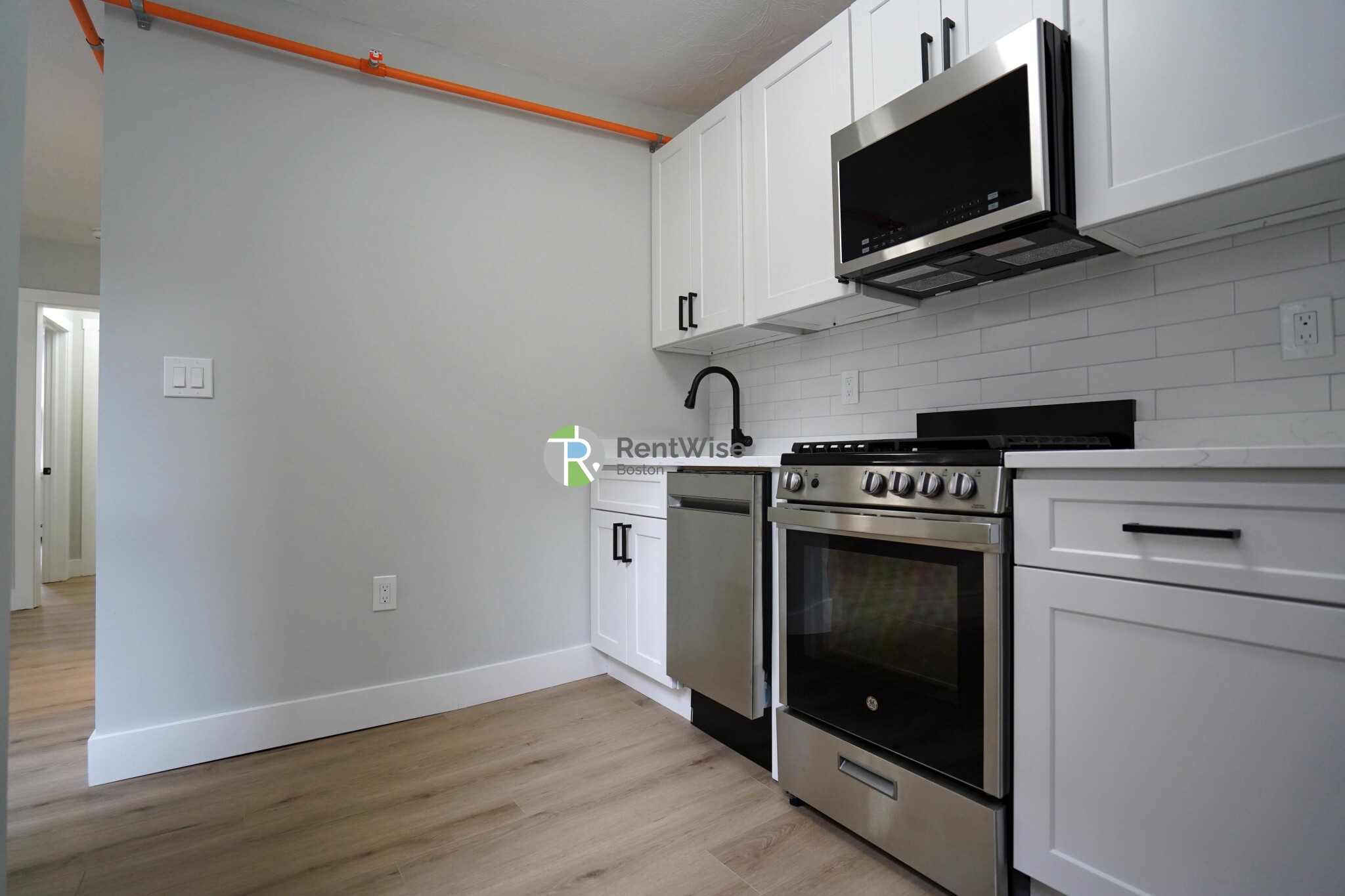 168 Endicott St, North End