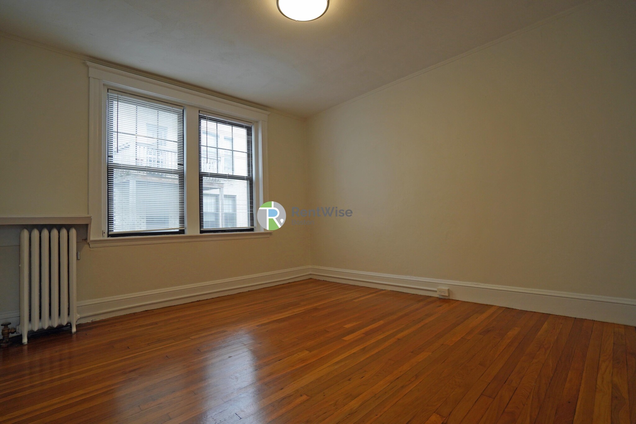 39 Clinton St, Mid-Cambridge