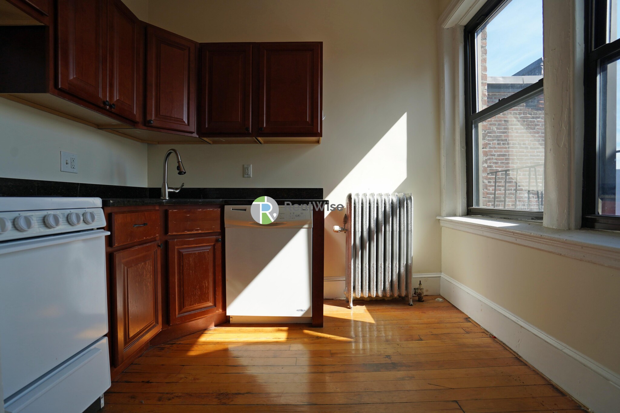 1216 Commonwealth Ave, Brighton