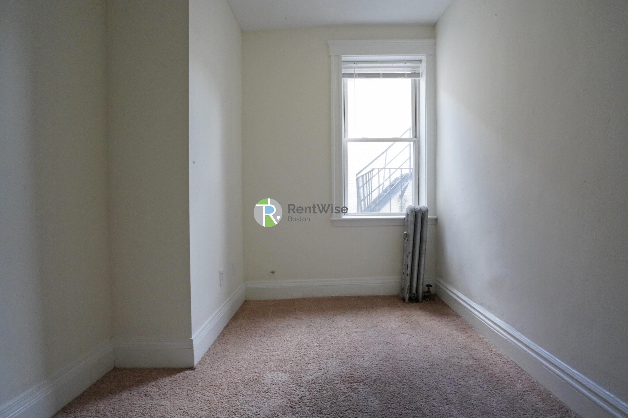 6 Camelot Ct. — Brighton