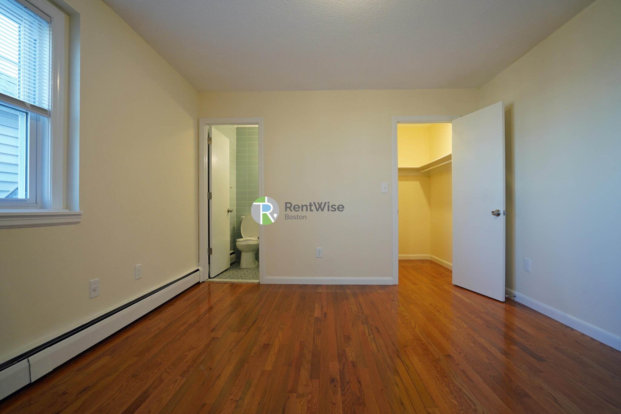 2018 Commonwealth Ave, Brighton