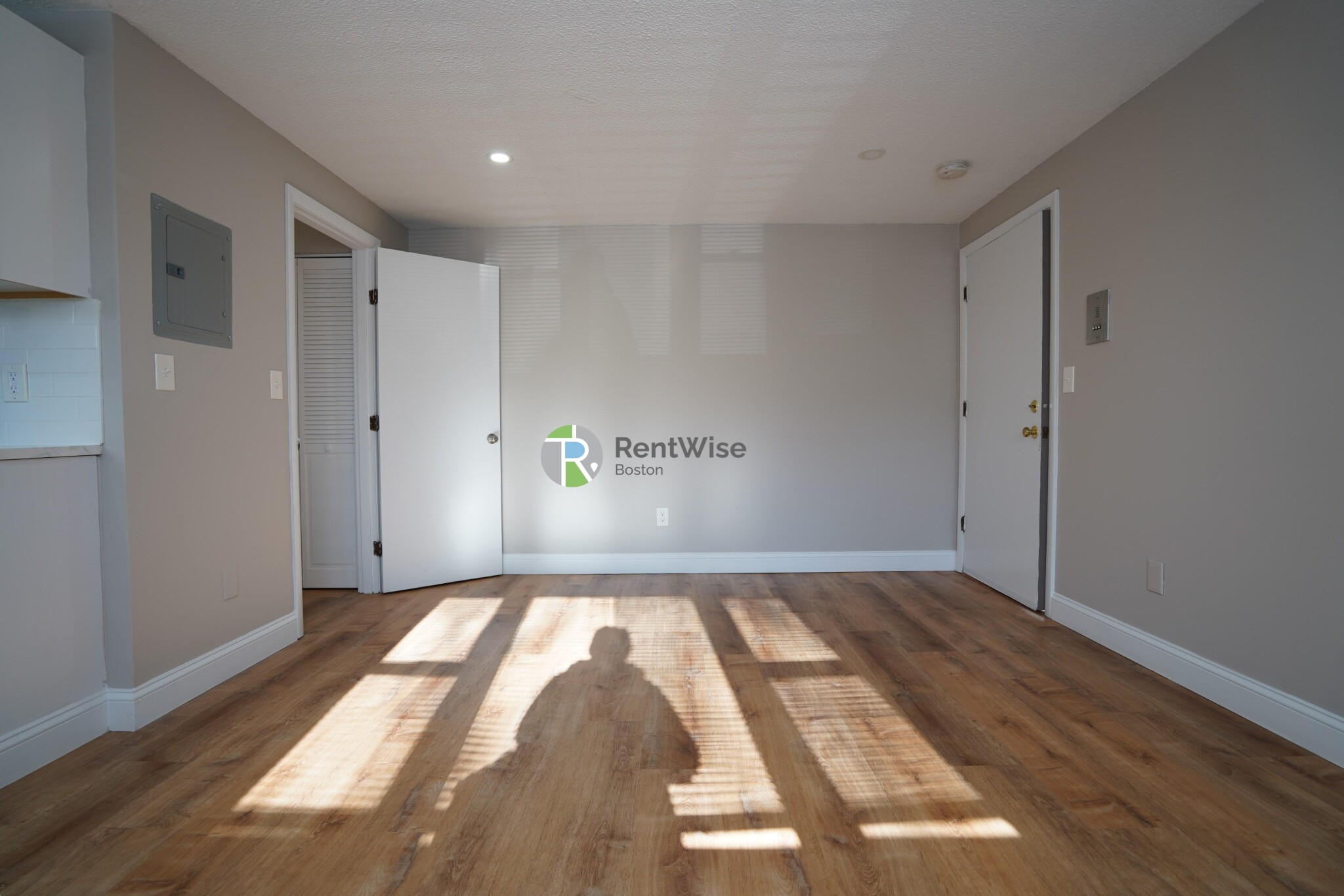 121 Ash St, South Side