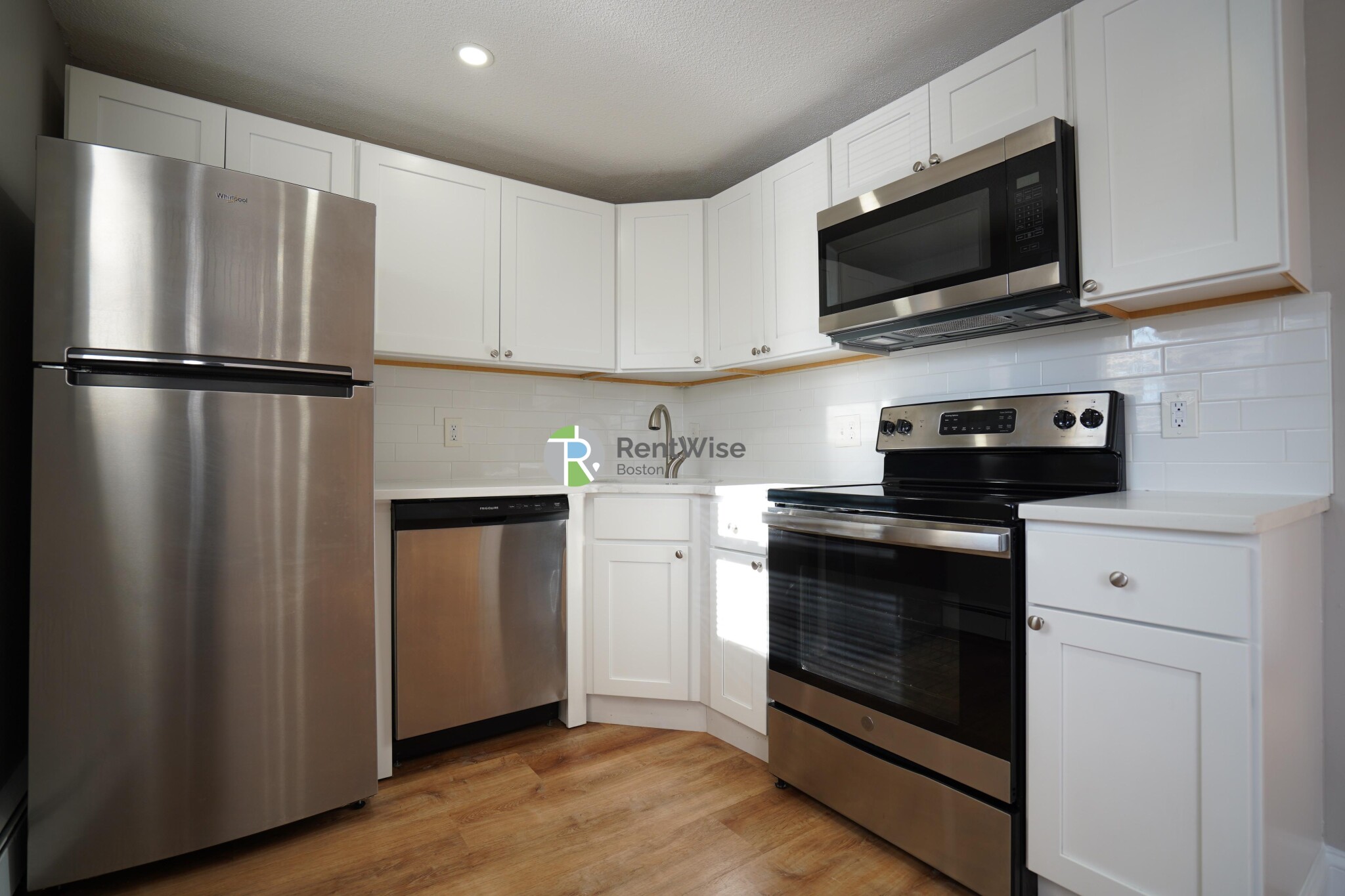 121 Ash St, South Side