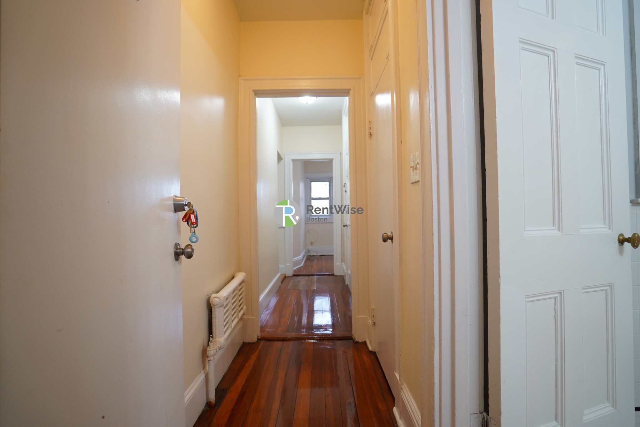 389 Harvard St, North Brookline