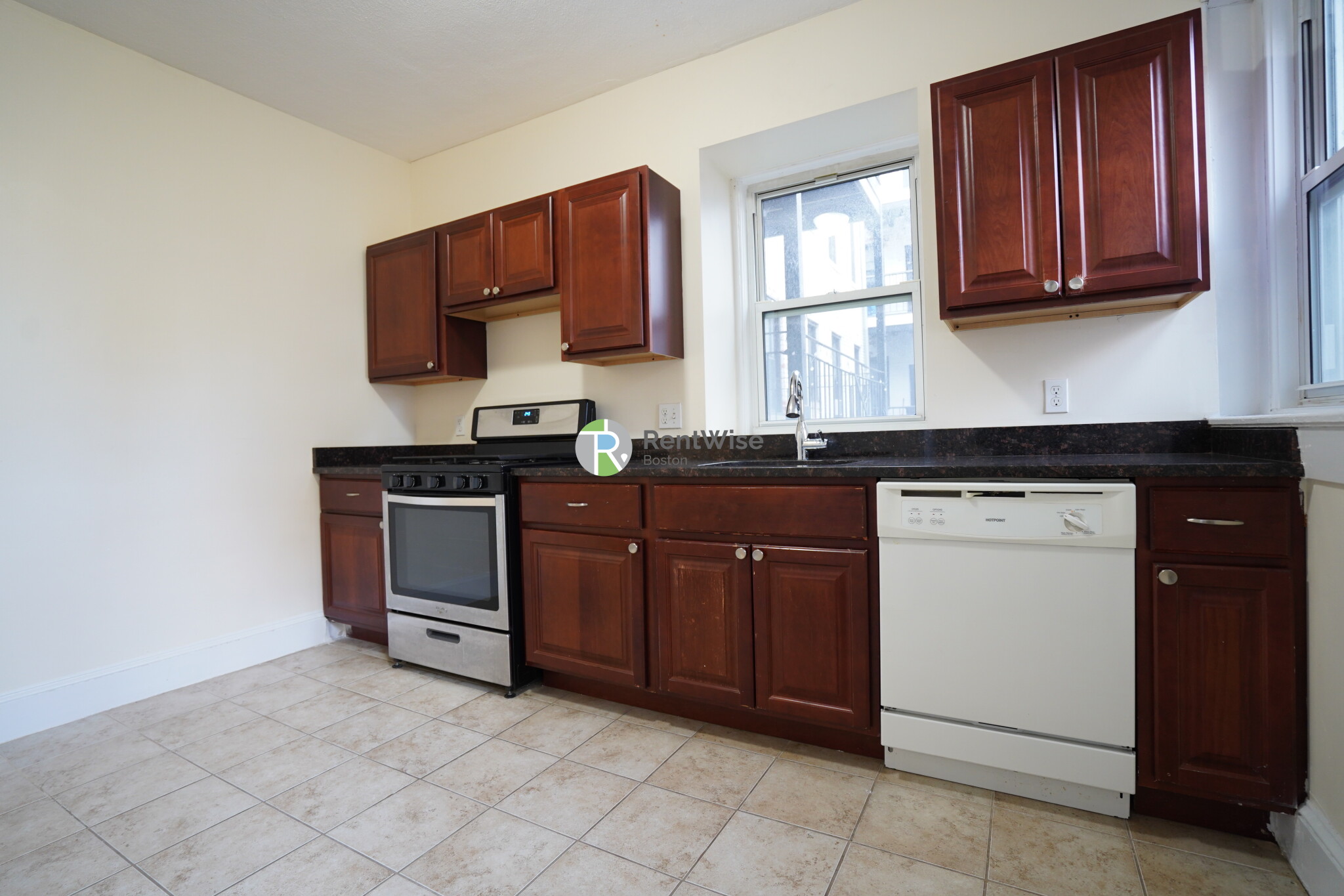 389 Harvard St, North Brookline