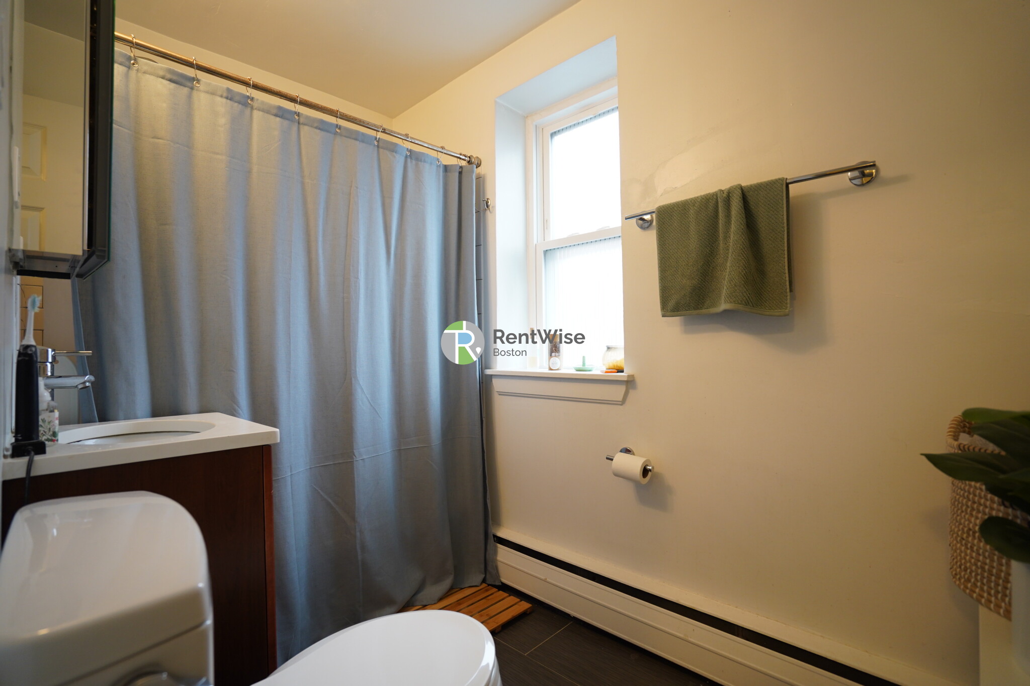 14 Marion Ter, Coolidge Corner