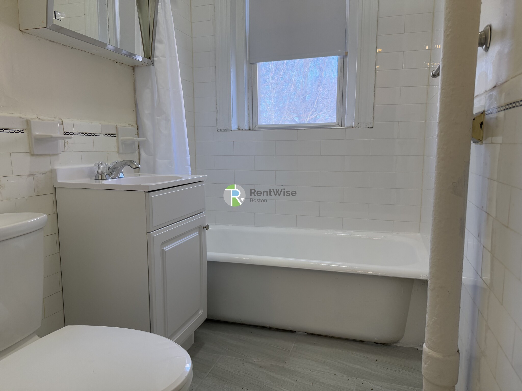 135 Washington St, Brighton