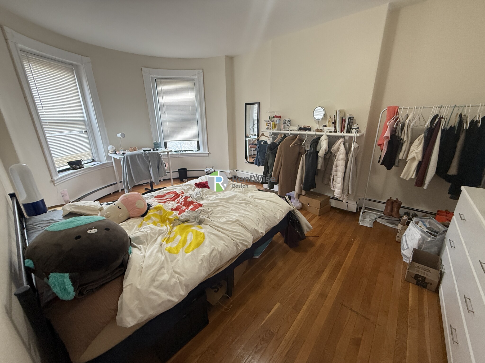 https://ygl-photos.s3.us-west-004.backblazeb2.com/467W68070c1b90857.jpg