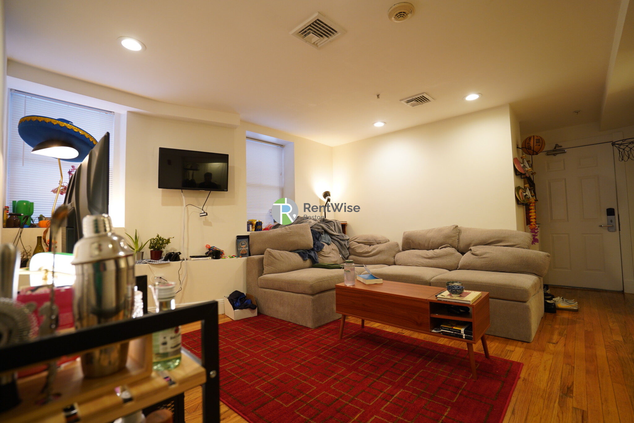 Photos of apartment on Commonwealth Ave.,Boston MA 02134