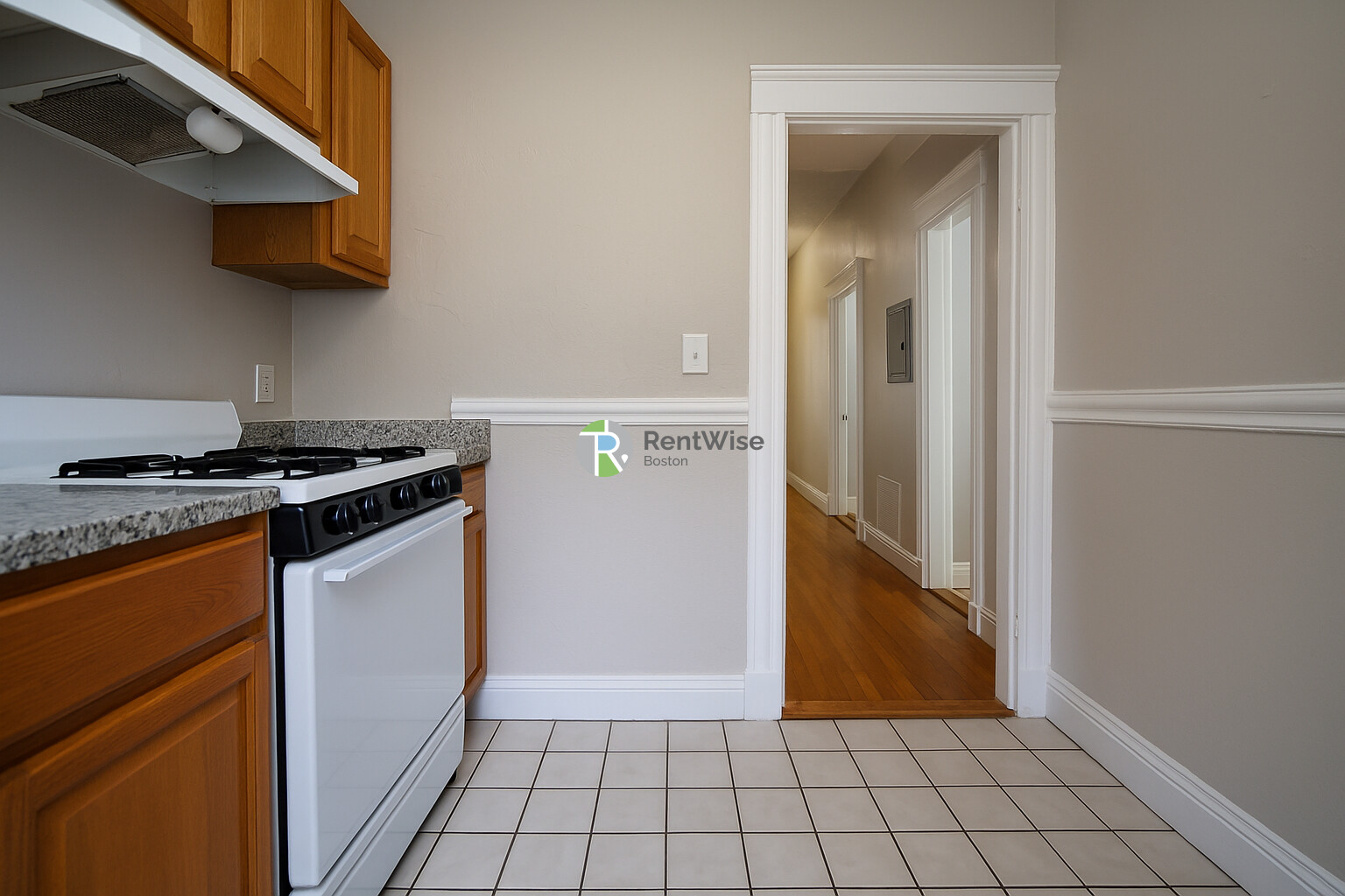 3 Lorraine Ter. - 2,095USD / month