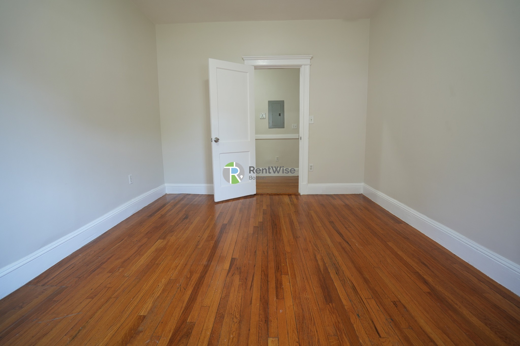 Photos of apartment on Commonwealth Ave.,Boston MA 02135