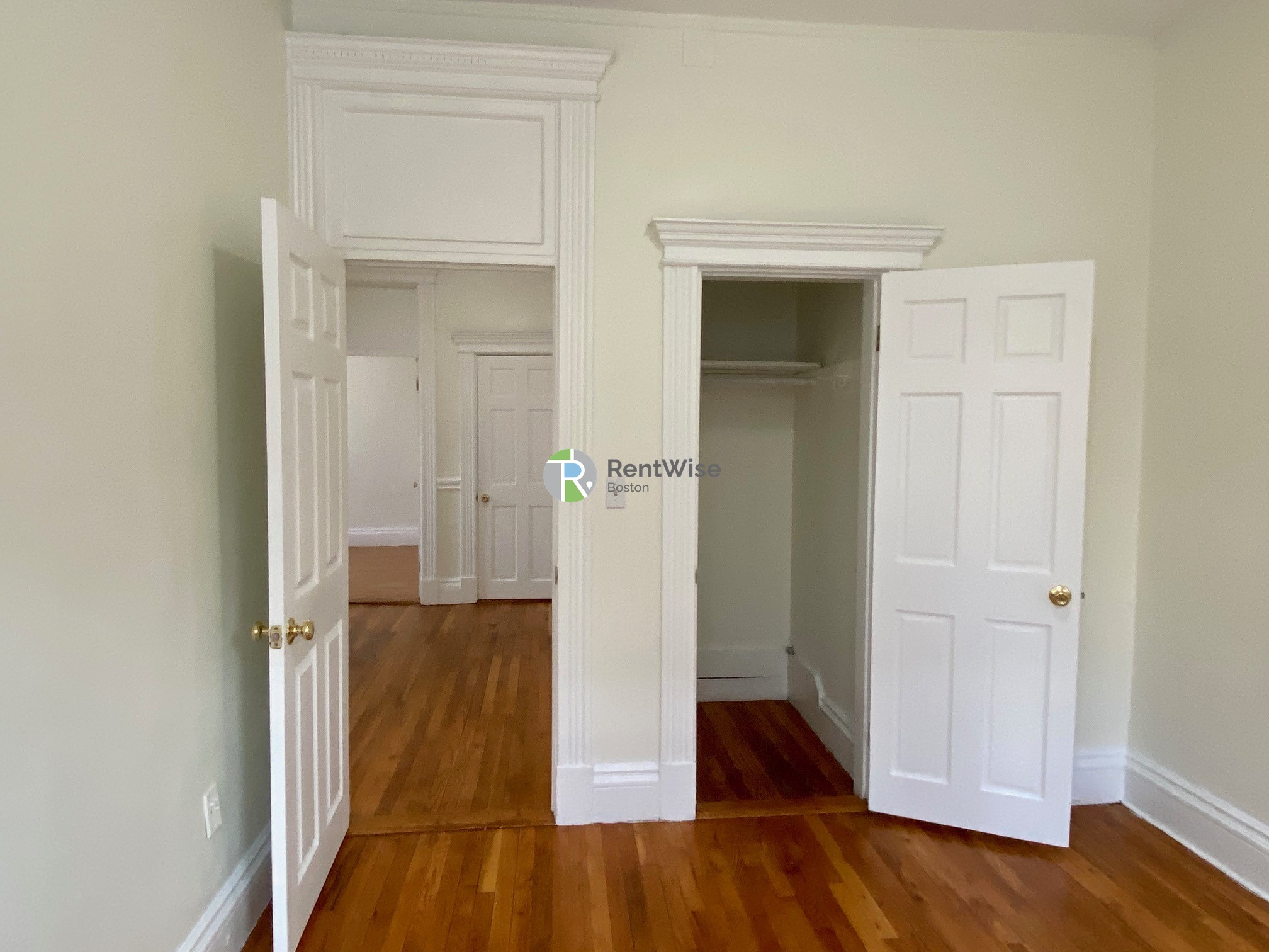 Photos of apartment on Commonwealth Ave.,Boston MA 02134