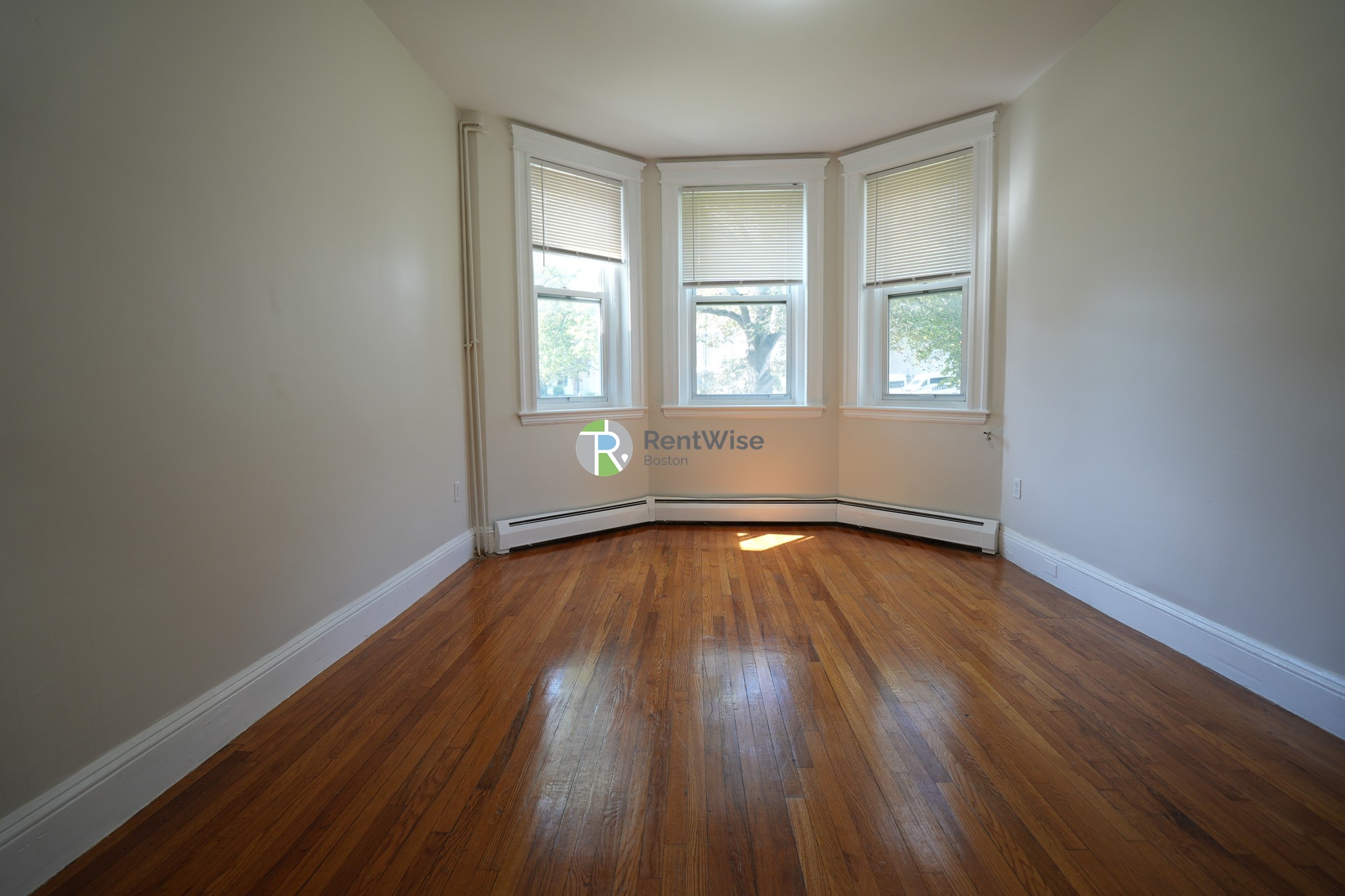 Photos of apartment on Commonwealth Ave.,Boston MA 02135