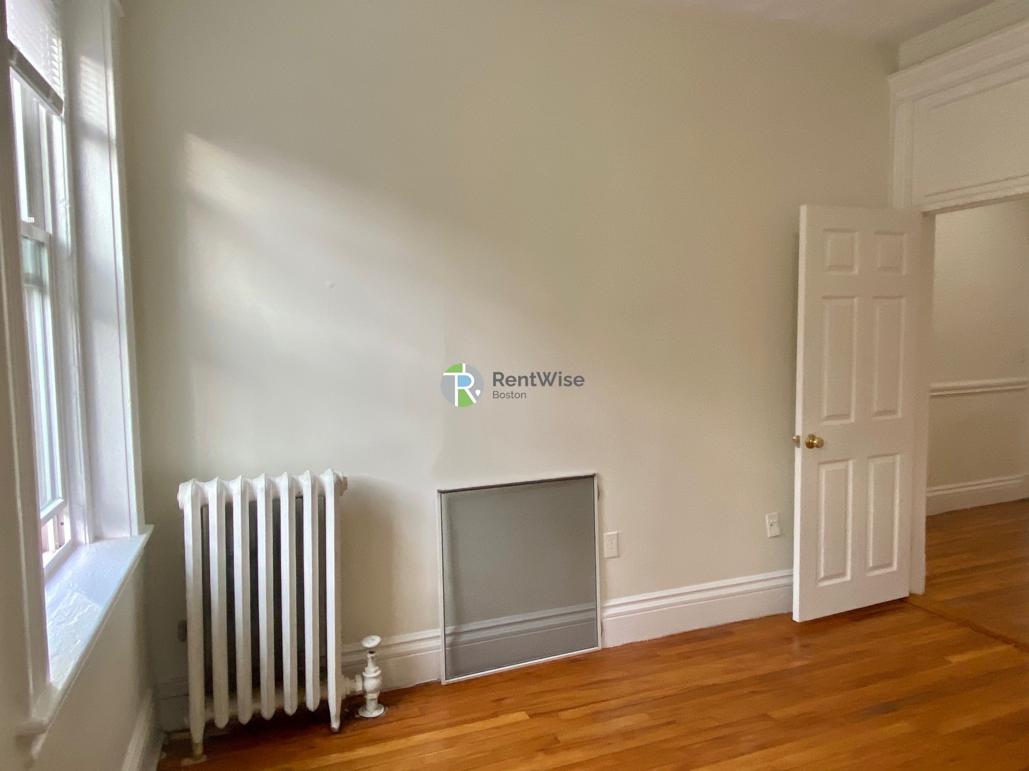 Photos of apartment on Commonwealth Ave.,Boston MA 02134
