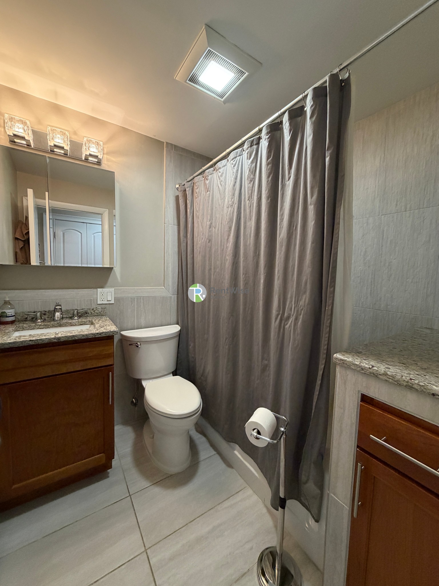 Photos of apartment on Market,Boston MA 02135
