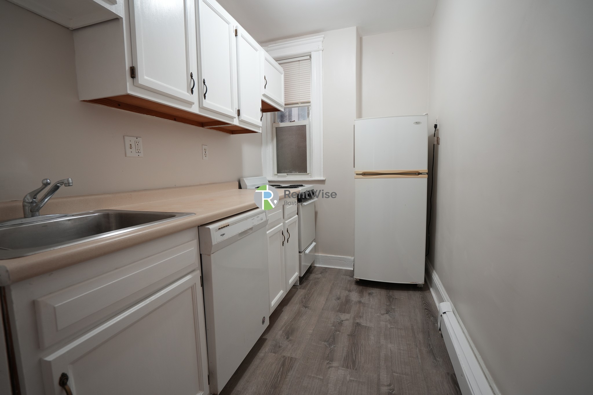 Photos of apartment on Commonwealth Ave.,Boston MA 02135