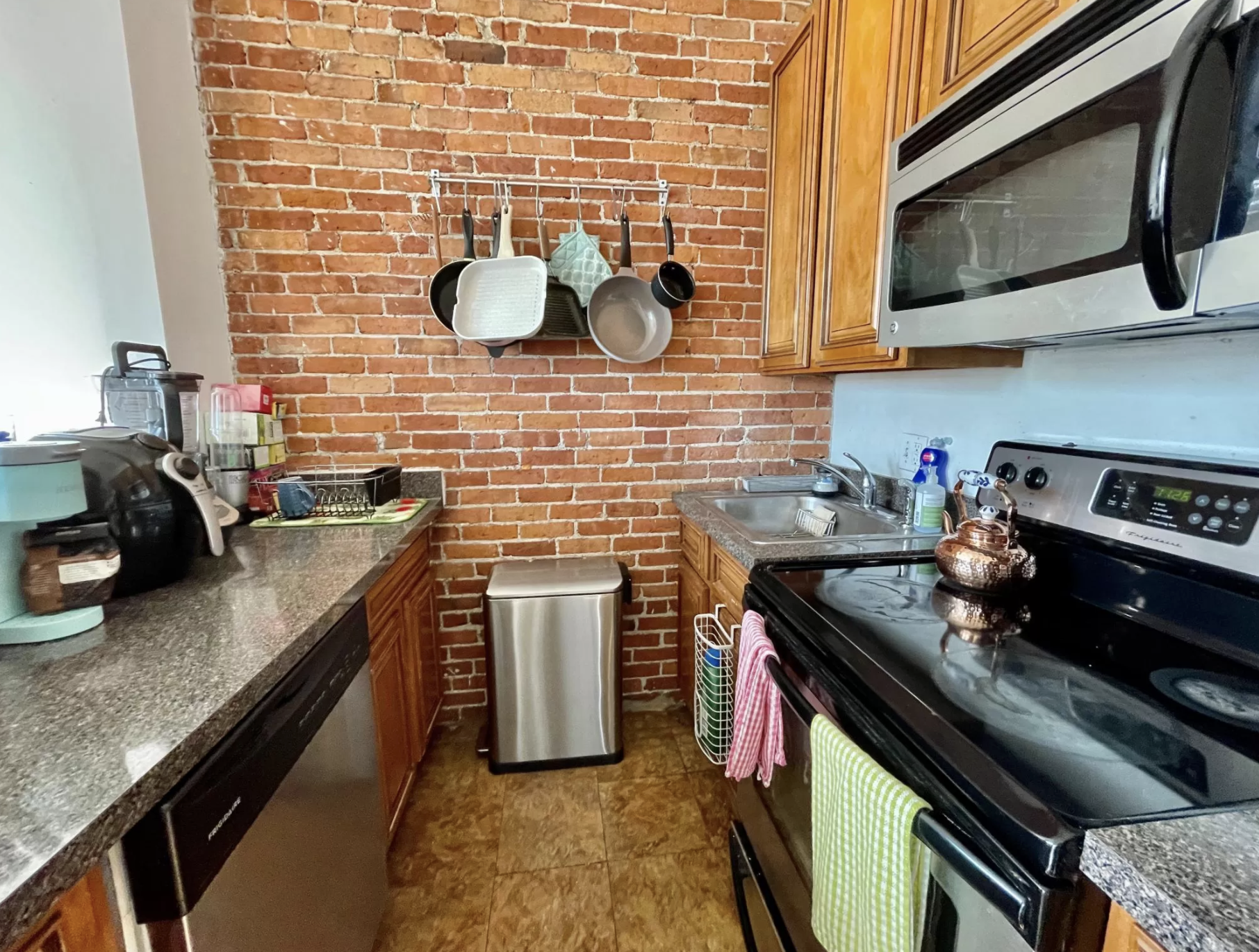 23 Cortes St, Back Bay