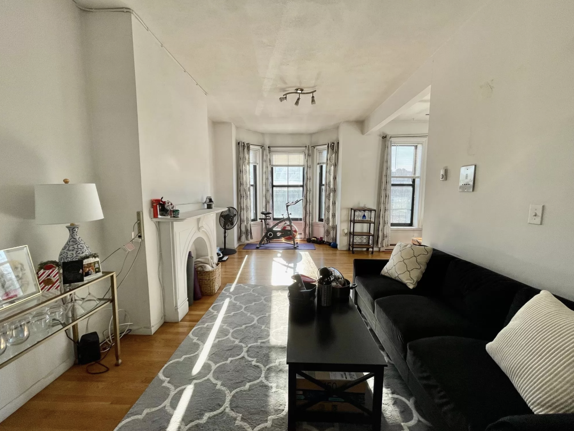 23 Cortes St, Back Bay