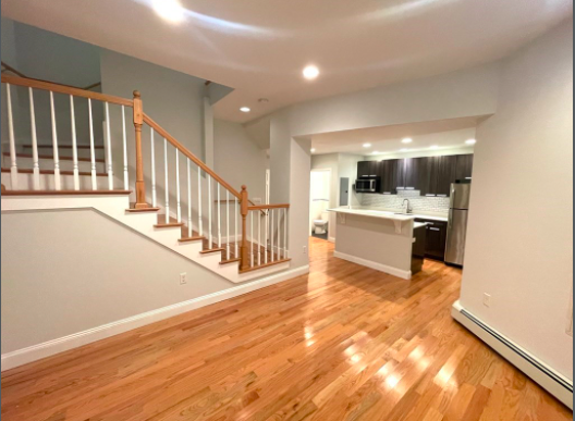 127 Saint Botolph St, Back Bay