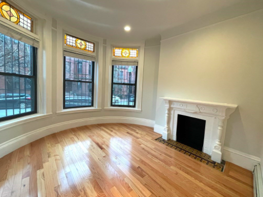 127 Saint Botolph St, Back Bay