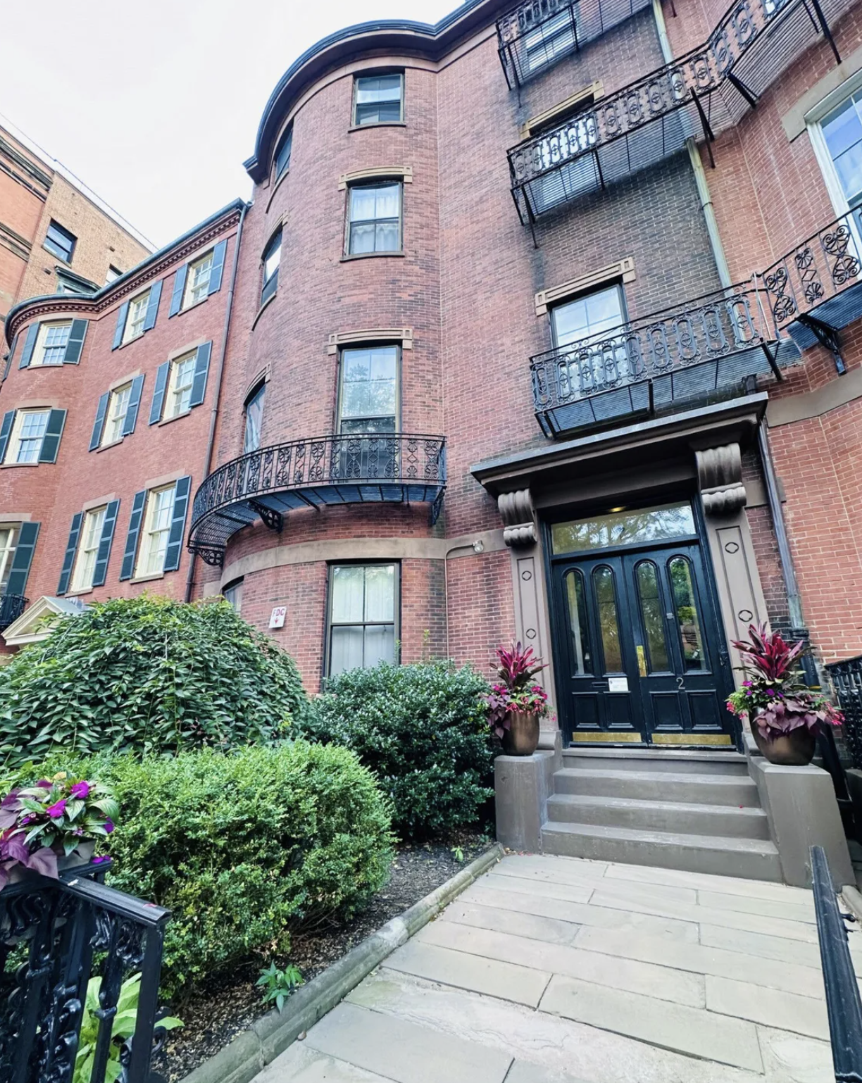 2 Joy St, Beacon Hill