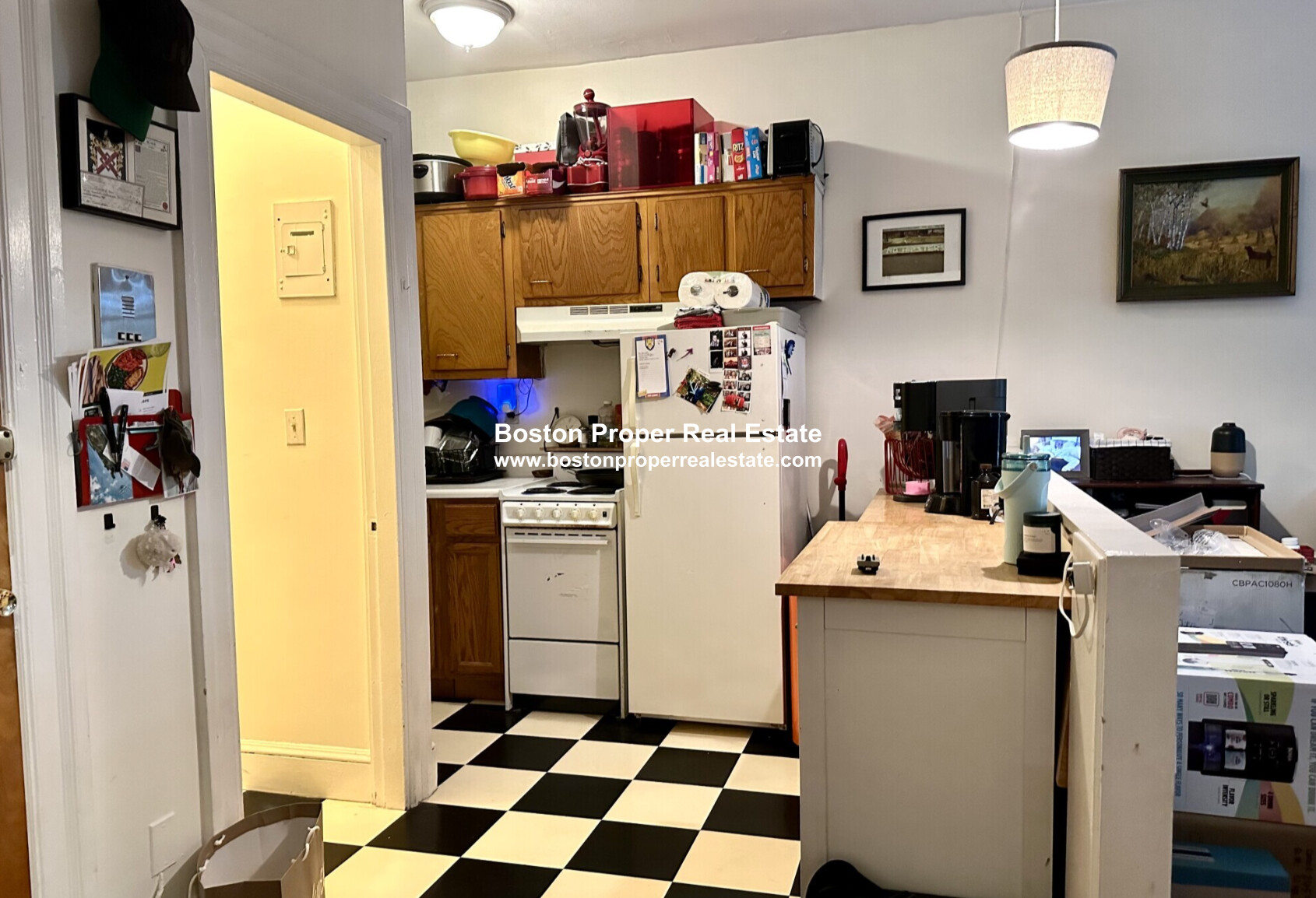 1071 Beacon St, Longwood