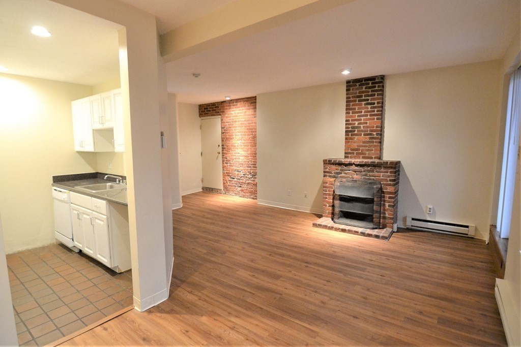 42 Saint Germain St, Back Bay