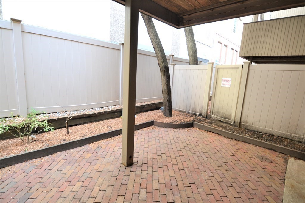 42 Saint Germain St, Back Bay