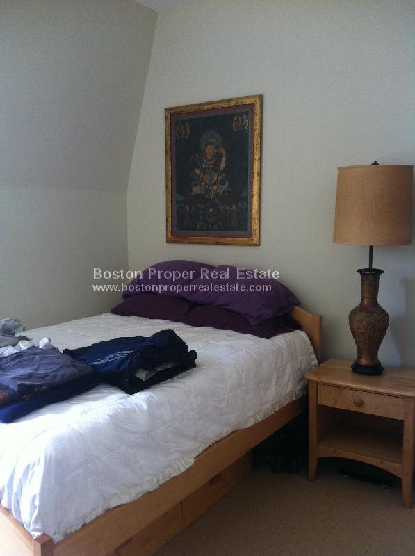 416 Marlborough St, Back Bay