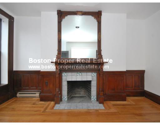 29 Cumberland St, Back Bay