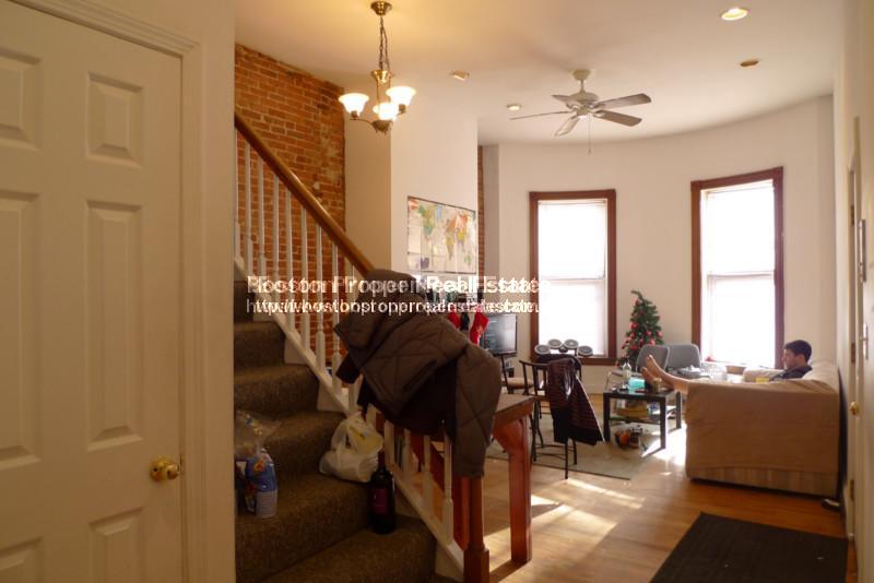 486 Massachusetts Ave, South End