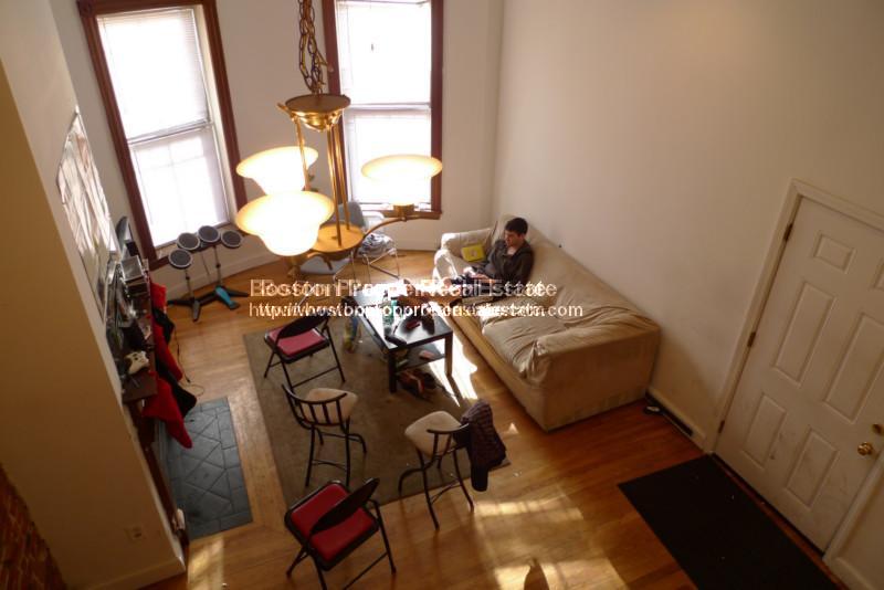 486 Massachusetts Ave, South End