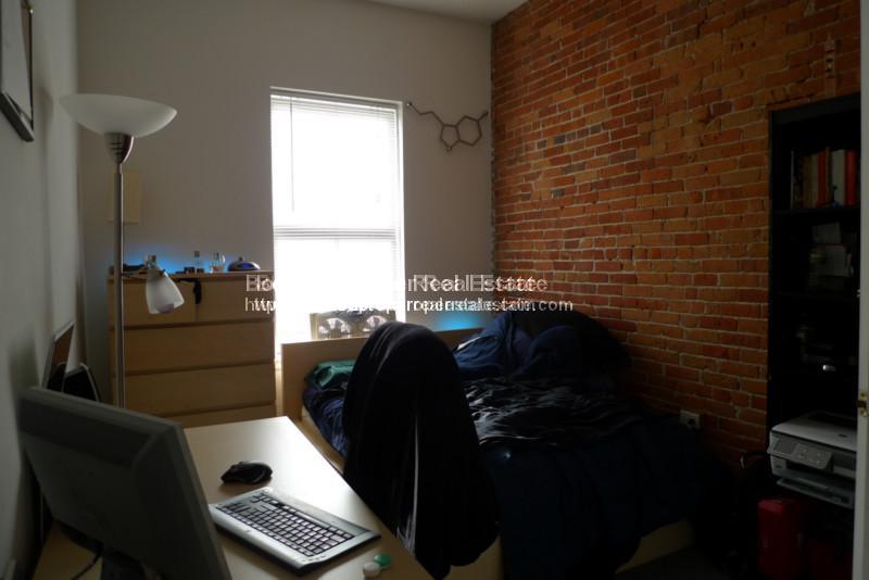 486 Massachusetts Ave, South End