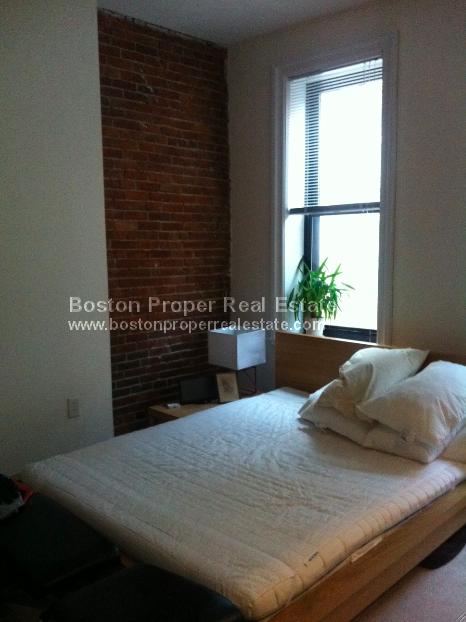 23 Cortes St, Back Bay