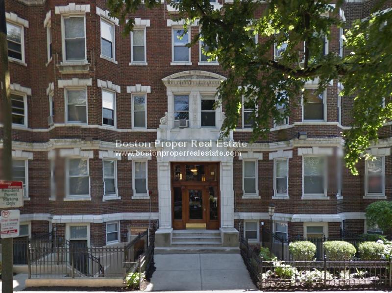 36 Queensberry St, Fenway