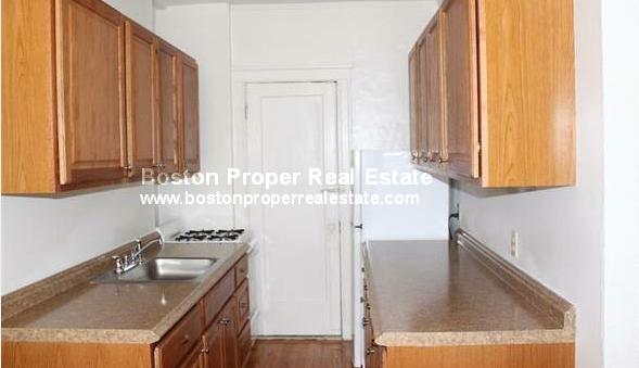 36 Queensberry St, Fenway